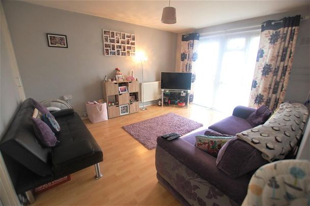 1 bedroom ground floor flat to rent - Photo 1