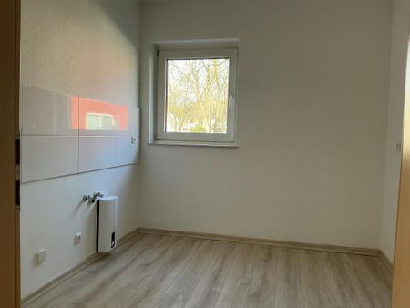 3-Zimmer-Wohnung mit Balkon in Gelsenkirchen-Resser Mark mieten - Photo 3