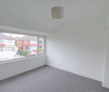 Holyrood Road, Prestwich, Manchester, M25 - Photo 4