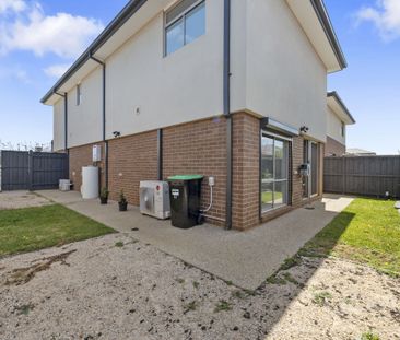 3 BEDROOM DOUBLE STORY FAMILY HOME - Photo 5