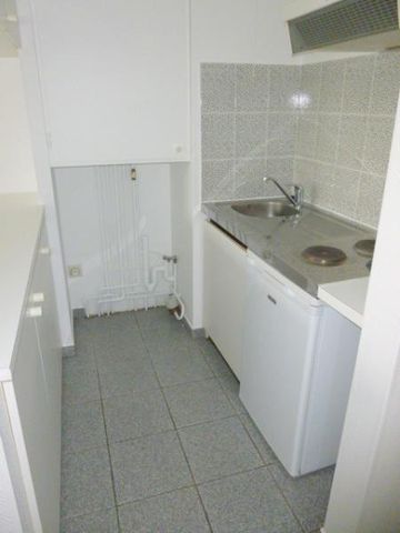 Location Appartement 1 pièce 31m² TOULOUSE 31100 - Photo 2