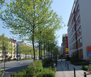City-Residence: Möbliertes Apartment mit Balkon, zentral in Offenbach - Photo 1