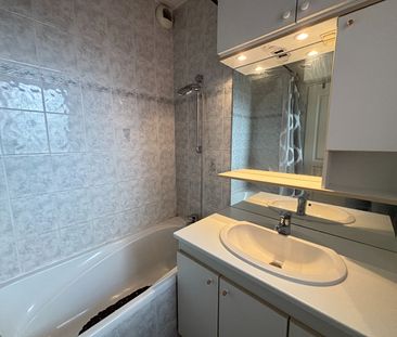 Location Appartement 1 pièce 31m² - Photo 5