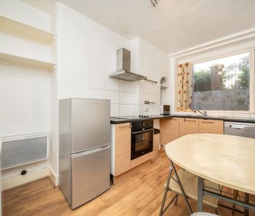 Studio to rent - Photo 3