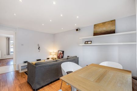 1 Bed Flat, Penton Street, N1 - Photo 2