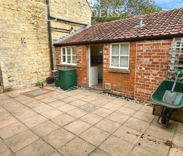 2 bedroom house to rent High Street, Fulbeck, Grantham, NG32 - Photo 4
