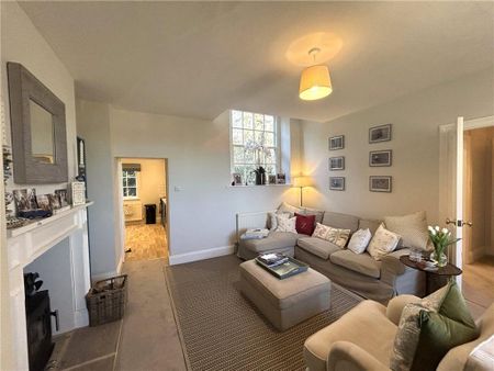 2 bedroom detached house to rent - Photo 2