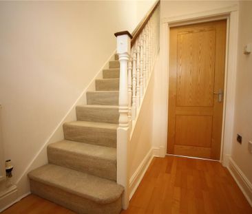 2 bedroom semi-detached house to rent - Photo 6