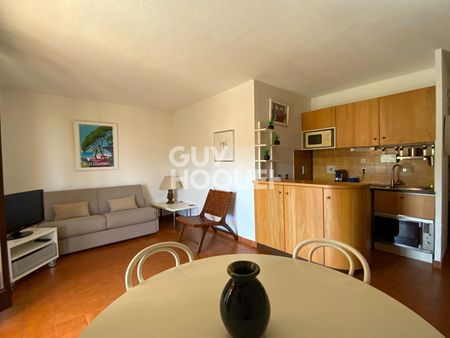 LOCATION d'un appartement T2 (42 m²) à SAINTE MAXIME - Photo 2