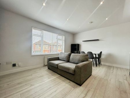 Columbia Road, Bournmeouth - Photo 4