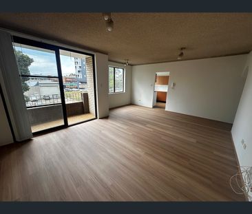 2/111-113 Castlereagh St, Liverpool, NSW 2170 - Photo 4