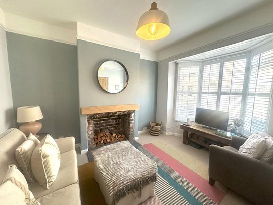 4 bedroom terraced house to rent - Photo 1