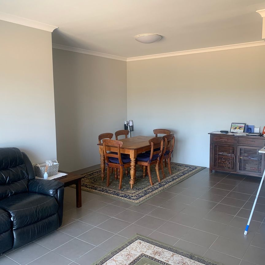 Ellenbrook - Photo 1