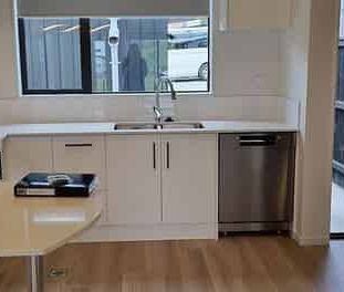 Available Now Pets ok 3brm Townhouse Milldale - Photo 3