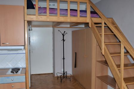 Pronájem zařízeného bytu 1+1 Praha 2 Nové město, Na Bojišti ulice - Фото 4