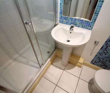 1 bedroom flat to rent - Photo 6