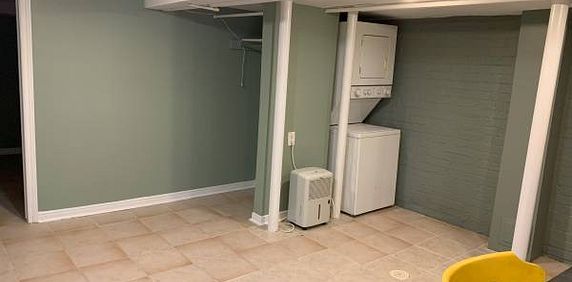 Cute newly renovated 1 bedroom apartment - Photo 2