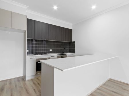 Luxury Living in a Prime Location! - Photo 3