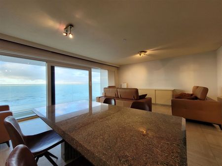 Gemeubeld 3-slaapkamerappartement met spectaculair zeezicht - Foto 3