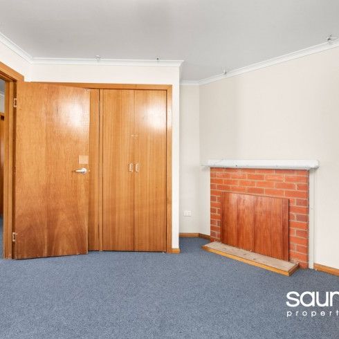 Work from home - Photo 1