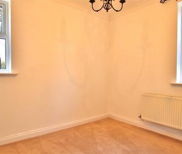 3 bedroom detached house to rent - Photo 4