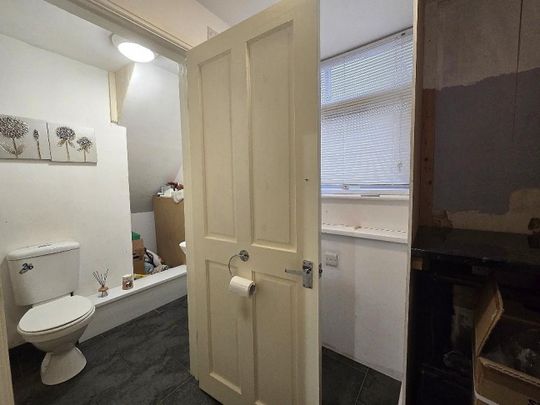 3 Bed Semi-detached house For Rent - Photo 1