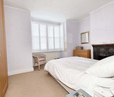 2 bedroom semi-detached house to rent - Photo 5