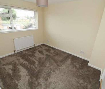 St Margarets Close, Newport Pagnell, MK16 - Photo 2