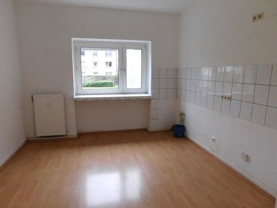 Ihre Zukunft - Ihre Wohnung: individuelle 2-Zimmer-Wohnung in Sanierungsphase - Foto 1