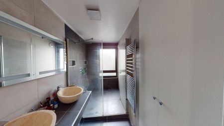 Location Appartement 3 pièces 69m² - Photo 2