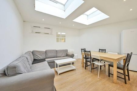 4 bedroom house to rent - Photo 3