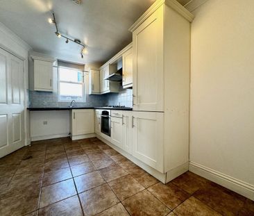 3 bedroom end of terrace house to rent - Photo 6