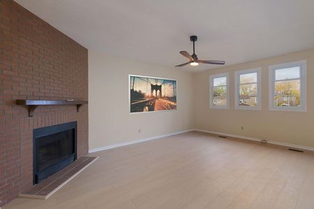 For Lease - 174 Roxanne Crescent, Toronto, Ontario - Photo 4