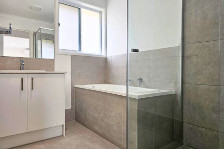 Brand New Family Home – 24 Carol Street, Morayfield - Photo 3