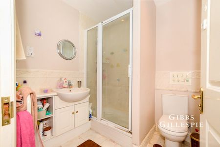 2 Bedroom Flat/Apartment to rent - Photo 5