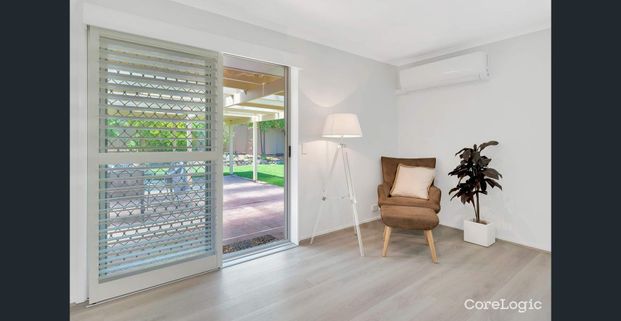 Quality long term tenant sought for small comfortable family home in excellent street - Photo 1