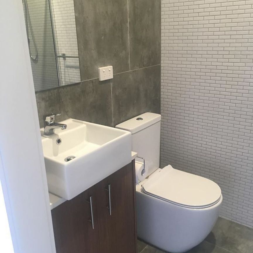 15 Moore Road, Hallam - Photo 1