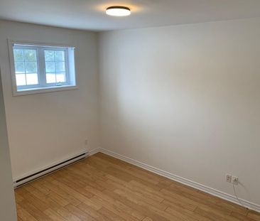 Logement 5 1/2 à louer - Photo 4