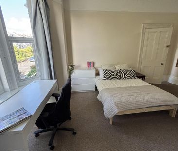 7 bedroom terraced house to rent - Photo 5