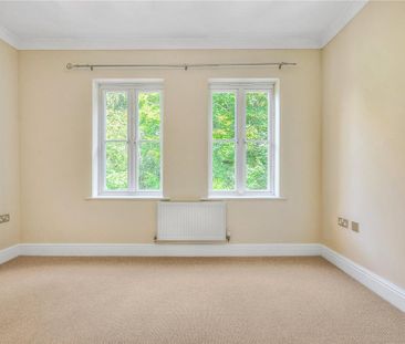 4 bedroom terraced house to rent - Photo 4