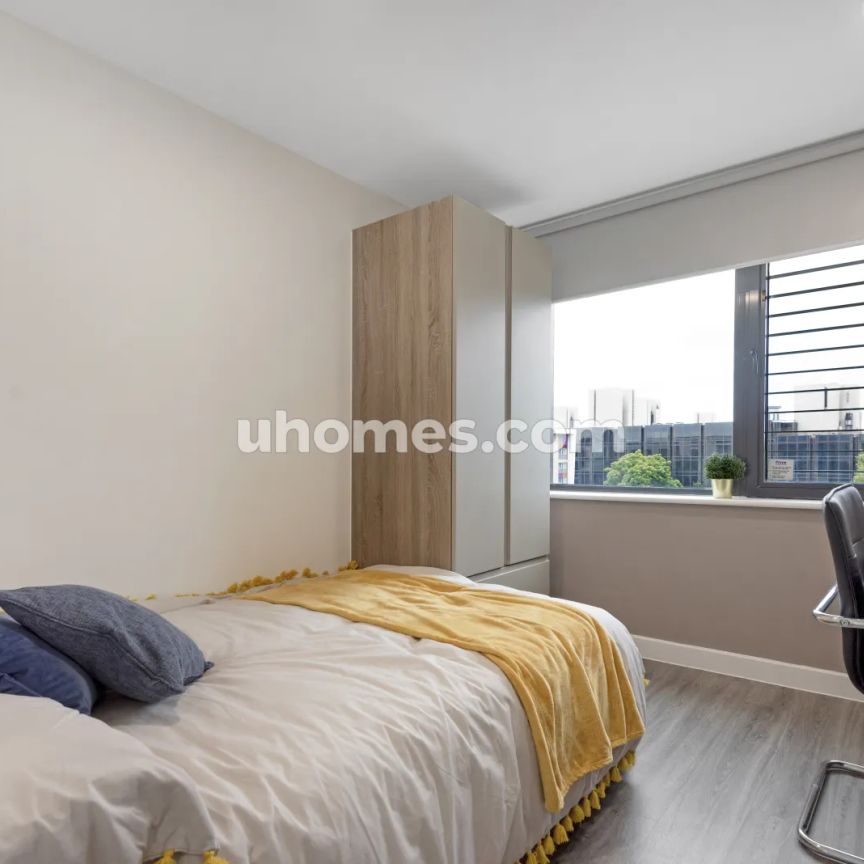 Deluxe Ensuite - Photo 1