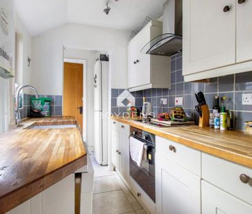 2 bedroom terraced house to rent - Photo 5