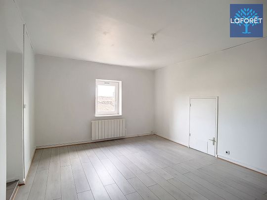 Apartment - Photo 1