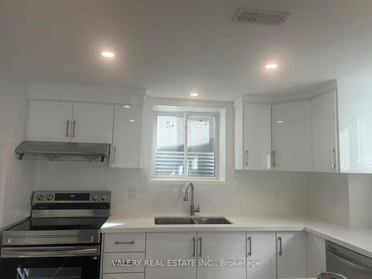 For Lease - 1038 Hardy Way Unit# Lower, Innisfil, Ontario - Photo 1