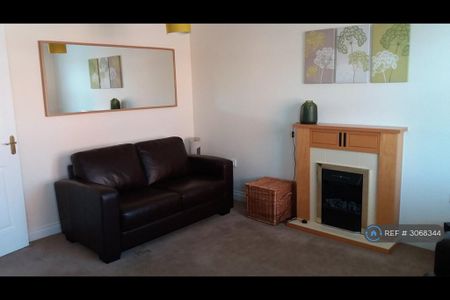 3 bedroom terraced house to rent - Photo 2
