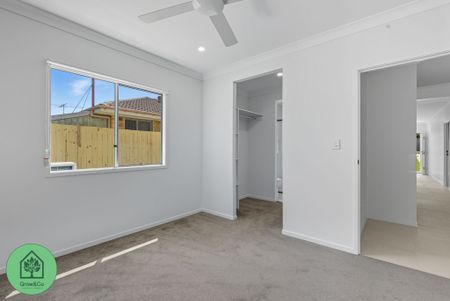 BRAND NEW Modern Duplex in Fantastic Location - A Stylish Blend of Comfort and Convenience - Photo 5