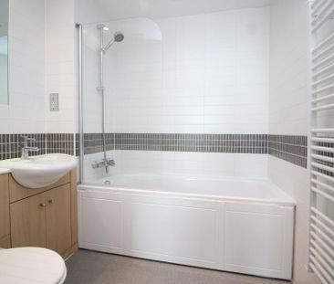 2 bedroom apartment to rent - Photo 6