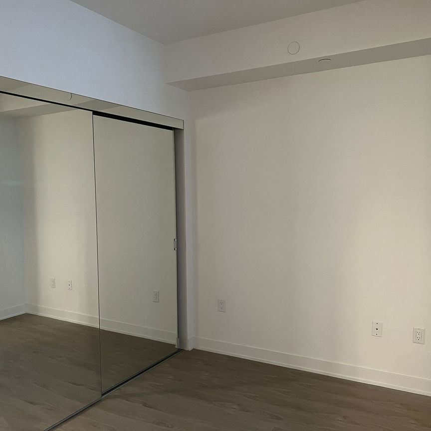 For Lease - 3900 Confederation Parkway Unit# 204, Mississauga, Ontario - Photo 1