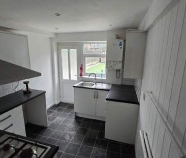 3 bedroom property to rent in Manchester - Photo 5