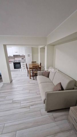 Appartamento via Carlo Poerio 4, Centro, Serra San Bruno - Photo 2